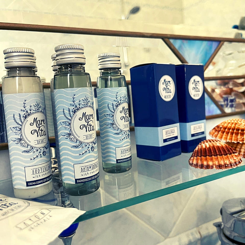 Set Cortesia Hotel Amenities Marevita con Sale Marino