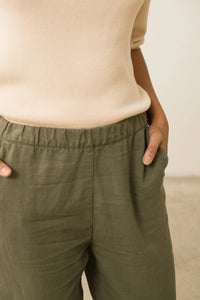 Pantaloni oversize in misto lino all'henné in verde